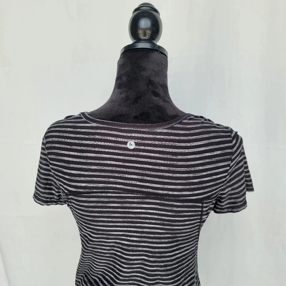 90 Degree Reflex Tank Top Athletic Gym Shirt Gray Knit Running Short Sleeve M - Picture 8 of 10